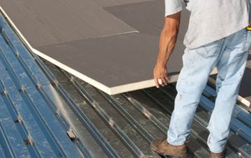 benefits of insulating St Pauls Walden flat roofing